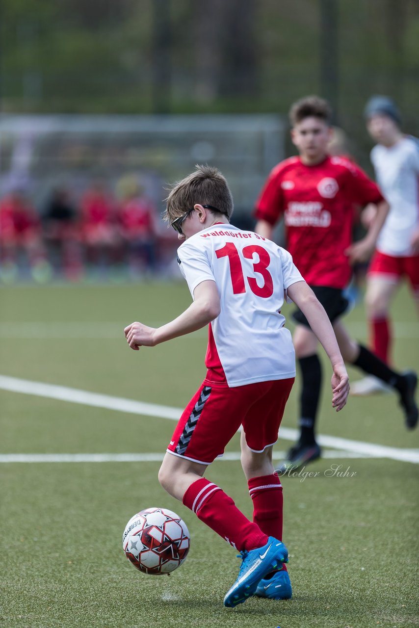 Bild 147 - mCJ Walddoerfer 2 - Farmsen 2 : Ergebnis: 3:1